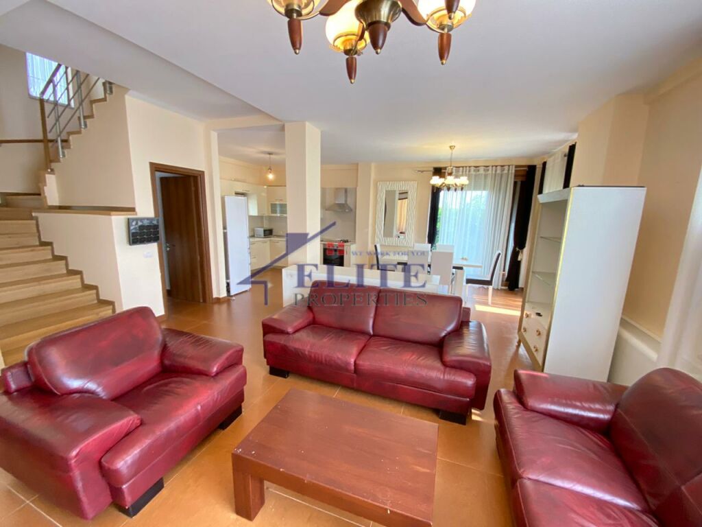 Villa for rent at Colombo 2, near TEG.
