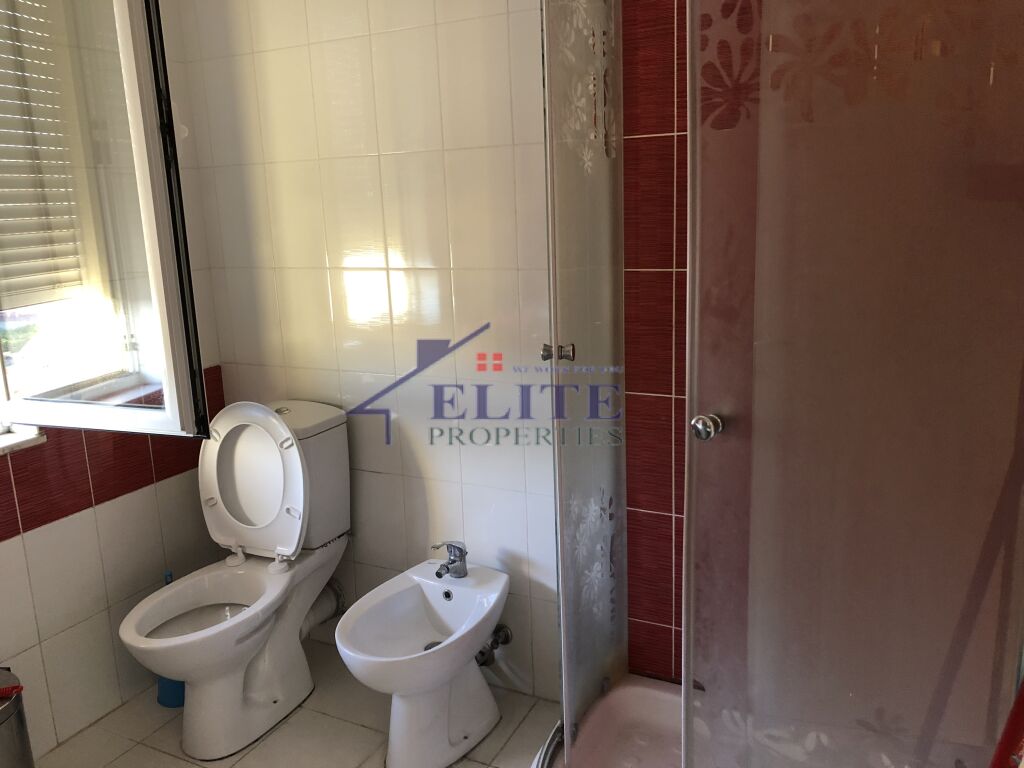 Rruga e Elbasanit, apartament 2+1 me qira
