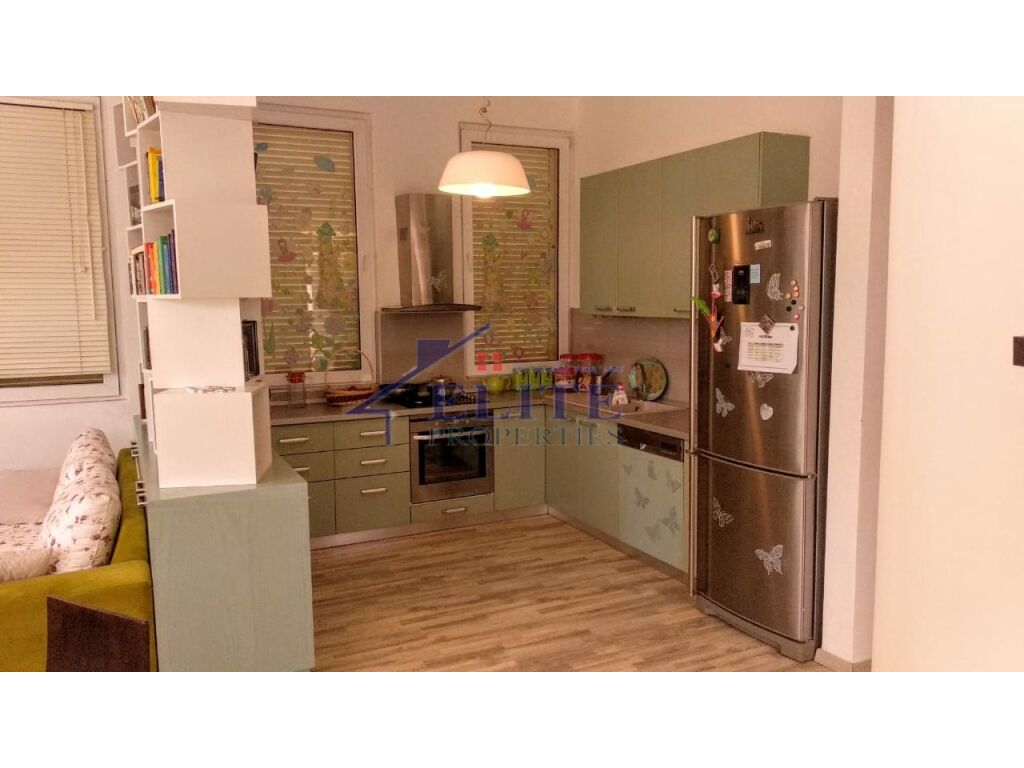 Rezidenca "Kodra e Diellit 1", apartament 3+1 me qera