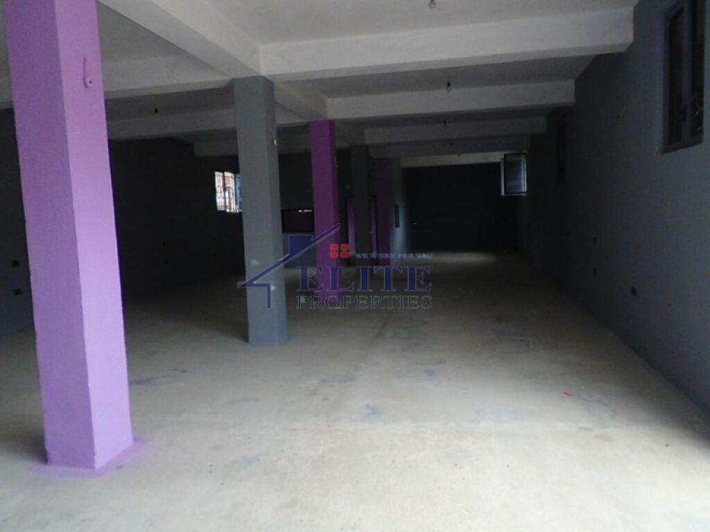 Magazinë me qira në Tufinë