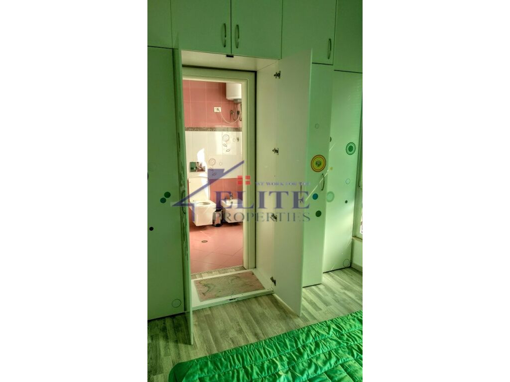 Rezidenca "Kodra e Diellit 1", apartament 3+1 me qera