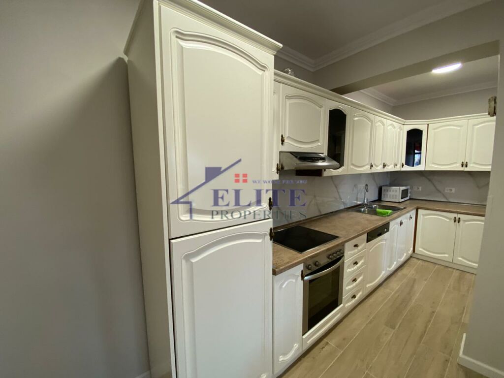 Centro – vicino al Mercato, appartamento 3+1 in affitto