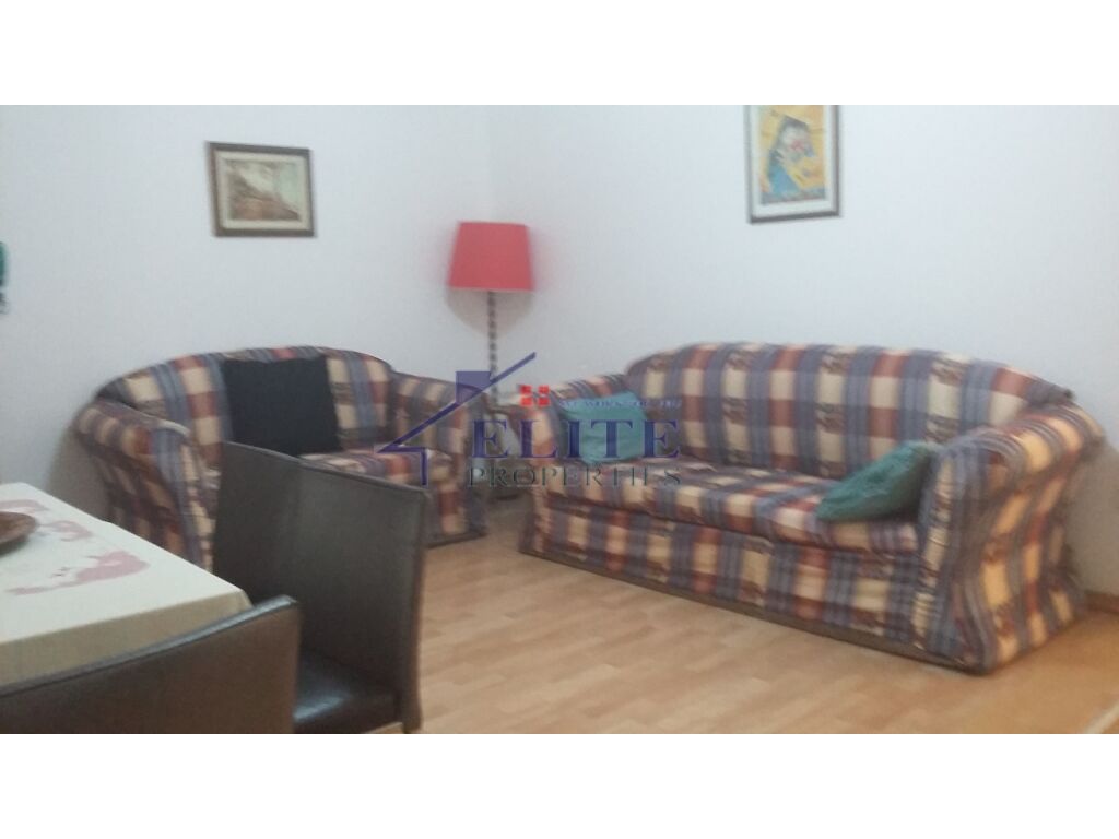 Apartament me qira në Rr. “Andon Zako Cajupi”