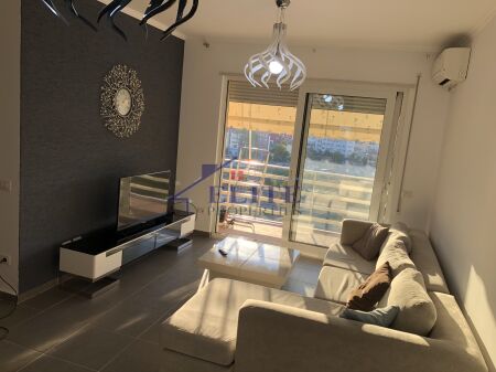 Rruga e Elbasanit, apartament 2+1 me qira