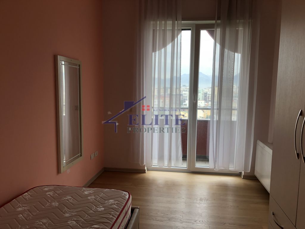 Artificial Lake of Tirana, three bedroom apartment for rent