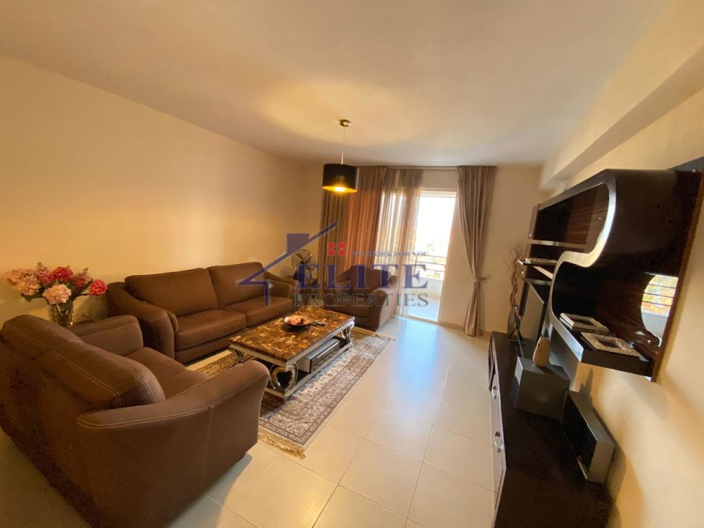 Kthesa e Kamzes, Malajzjanit buildings, two bedroom apartment for rent