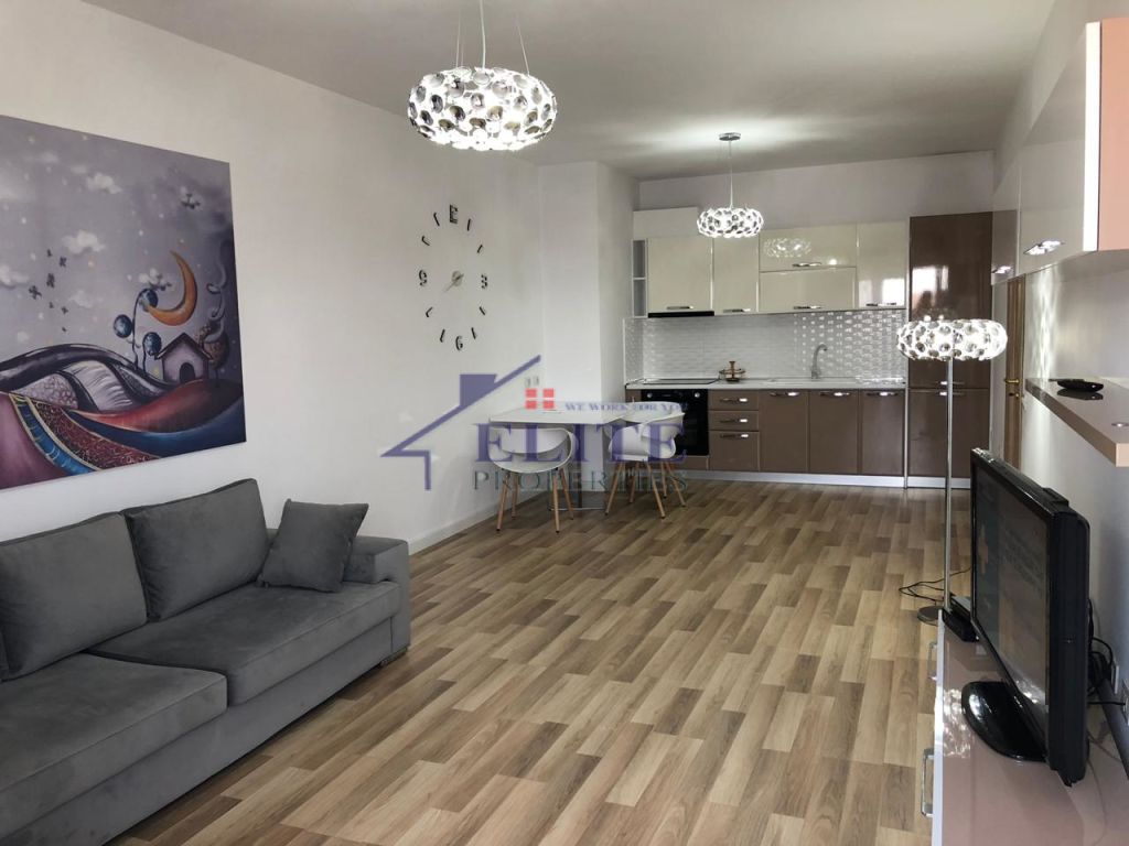 Don Bosko, apartament 1+1 me qira