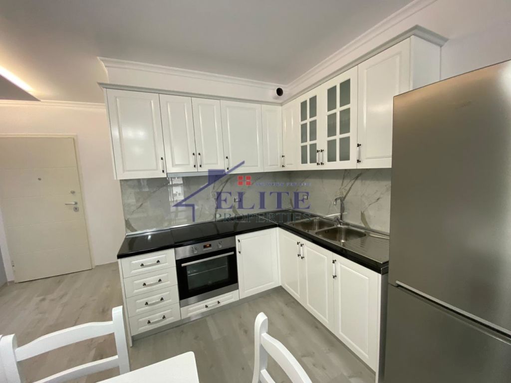 Fiori di Bosko, apartament 2+1 me qira