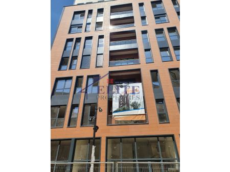 Centro, ufficio in affitto vicino a palazzi di 9 piani