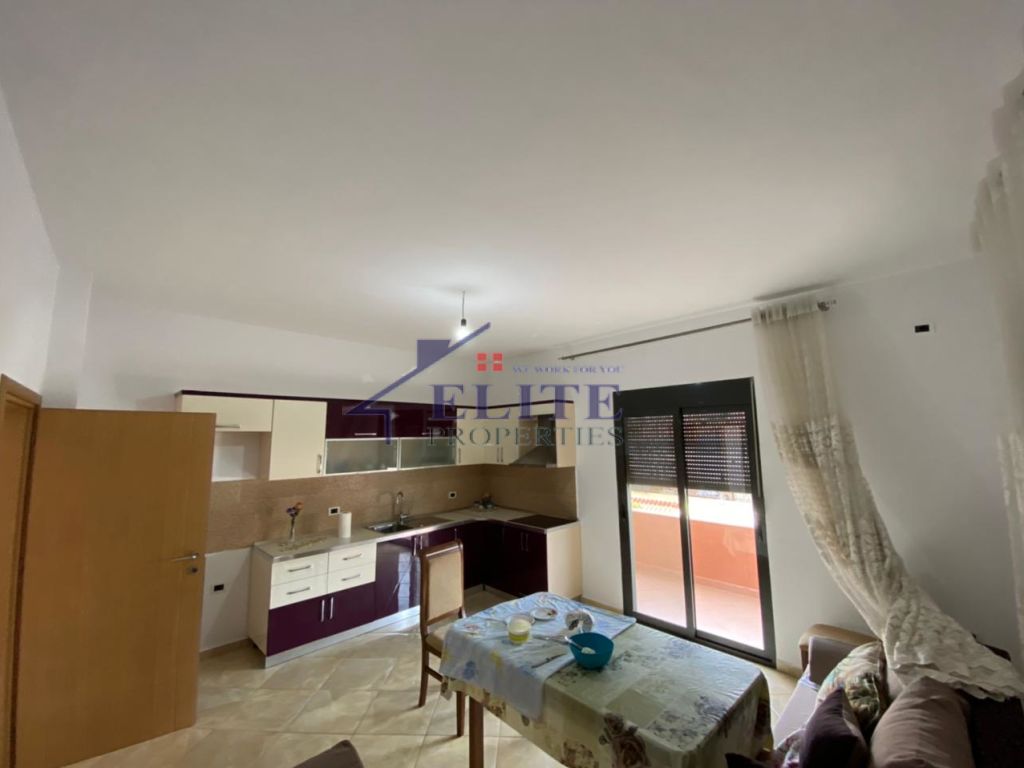 Don Bosko, shitet vilë 2-katëshe