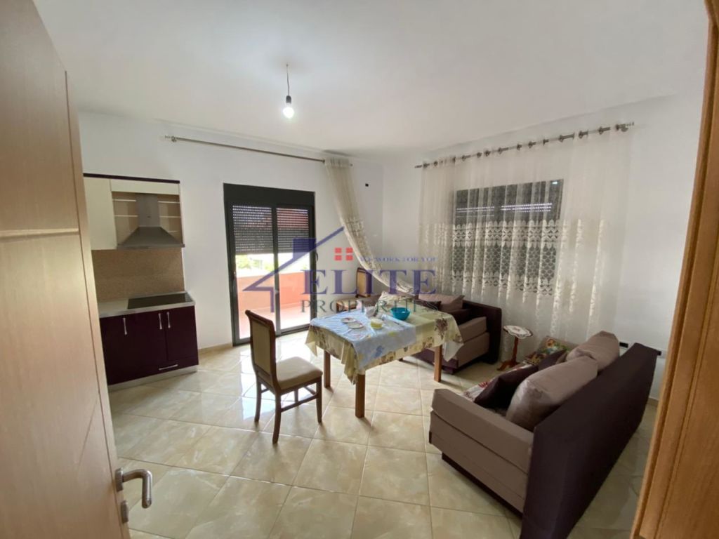 Don Bosko, shitet vilë 2-katëshe