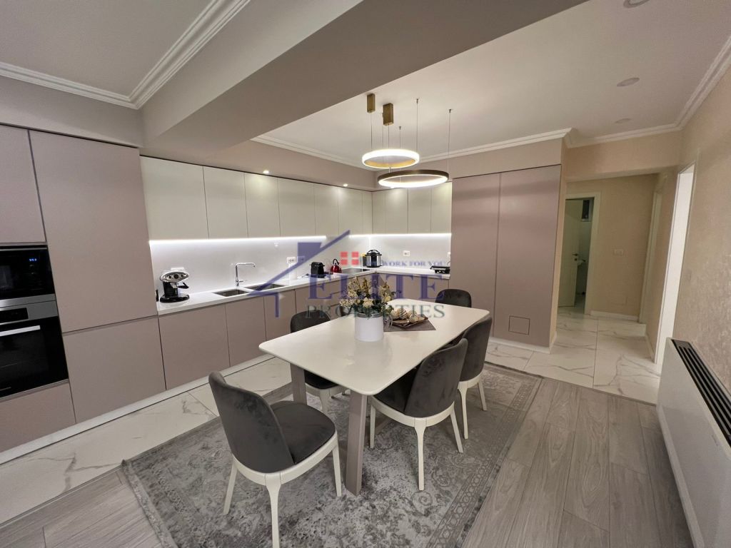 Near Willson Square, superb 3+1 apartment for rent