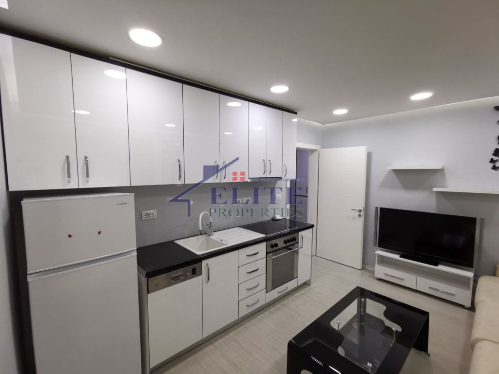 Near the New Maternity, 1+1 apartment for rent