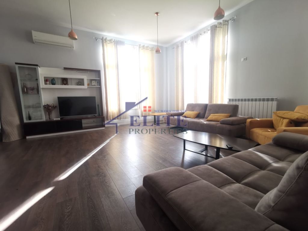 Two storey villa for rent in Vaqarr