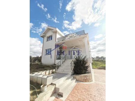Two storey villa for rent in Vaqarr