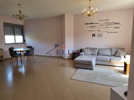Apartament 3+1 me qera prane "Liqenit Artificial te Tiranes"