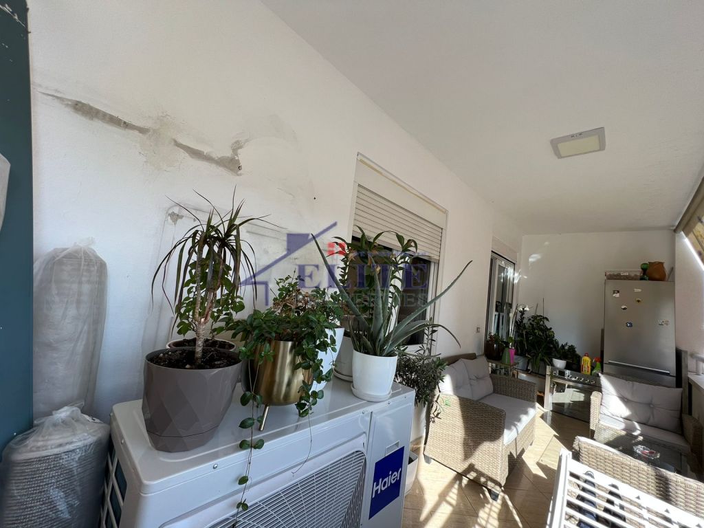 Zogu i Zi, three bedroom apartment for rent