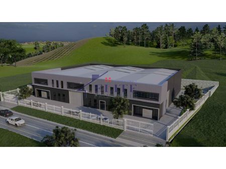 Vendesi magazzino nei pressi del City Park