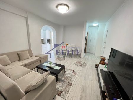 Ali Demi, apartament 1+1 ne shitje