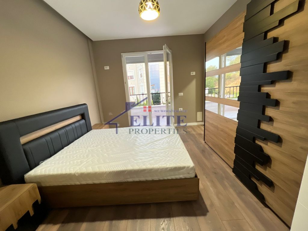 "Kopshti Botanik", penthouse per qera
