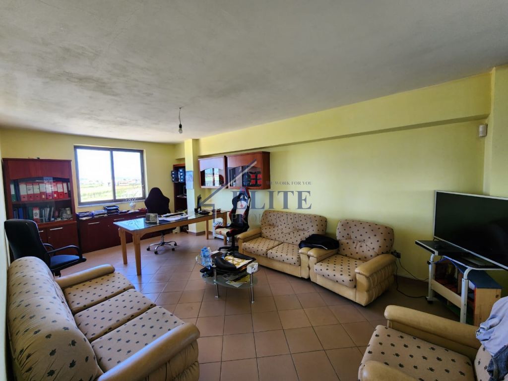 Warehouse for sale in Xhafzotaj