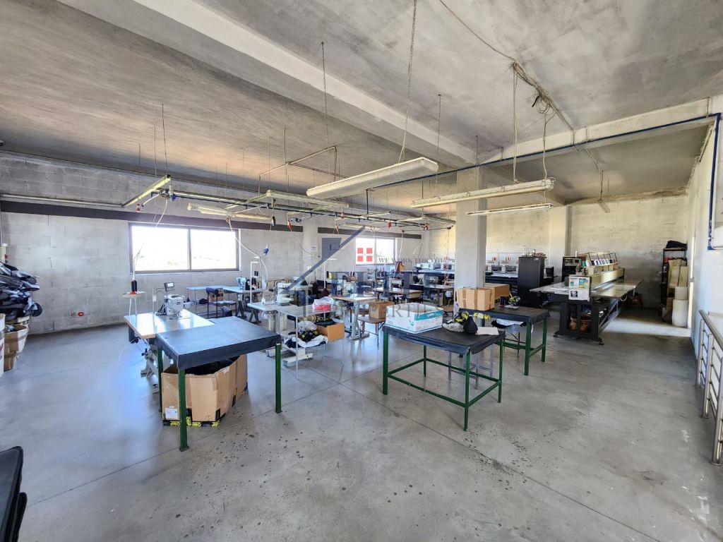 Warehouse for sale in Xhafzotaj