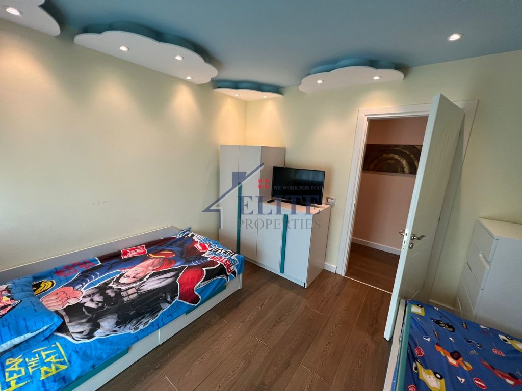 Apartament 3+1 me qira te “Liqeni i Thatë"