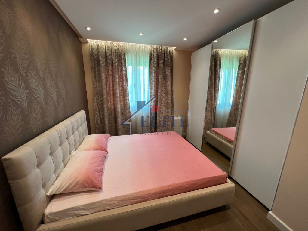 Apartament 3+1 me qira te “Liqeni i Thatë"