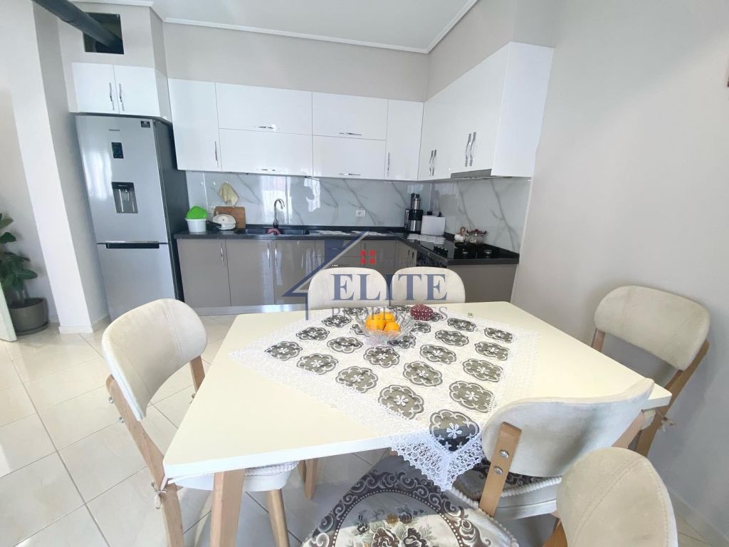 Mjull-Bathore, vile me qira