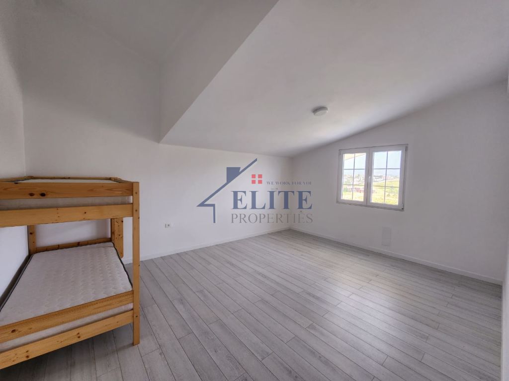 Mjull Bathore, vile me qira