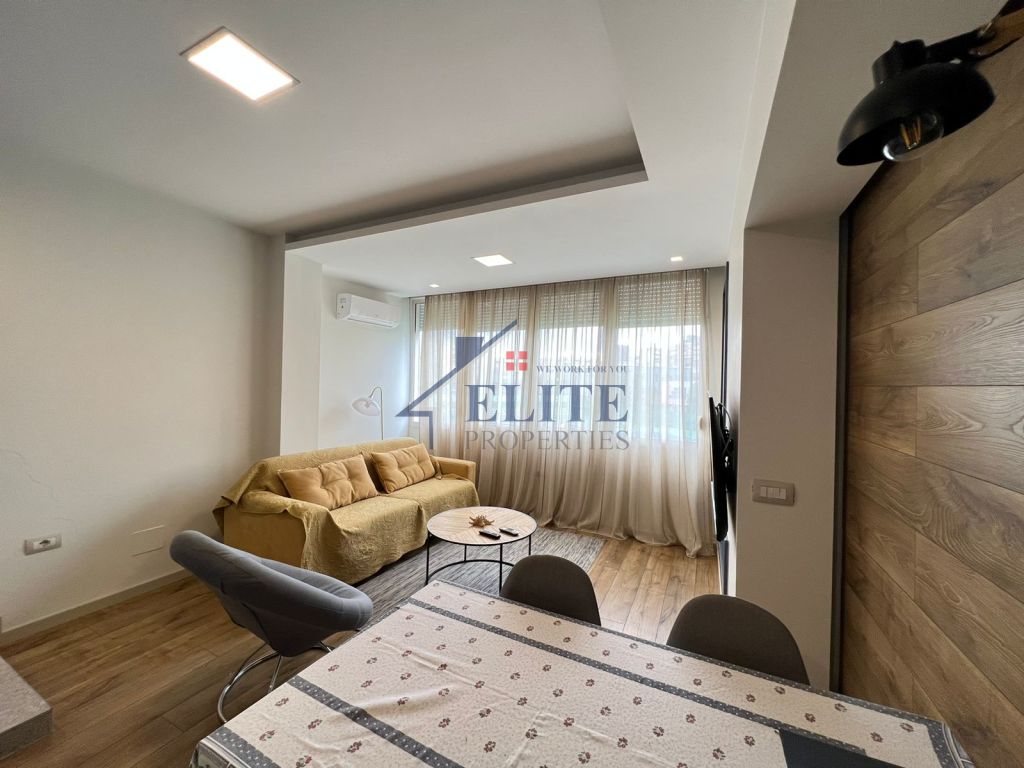 Apartament 1+1 me qira te "Pallatet Shallvare”