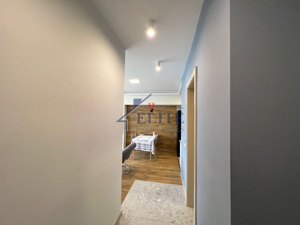 Apartament 1+1 me qira te "Pallatet Shallvare”