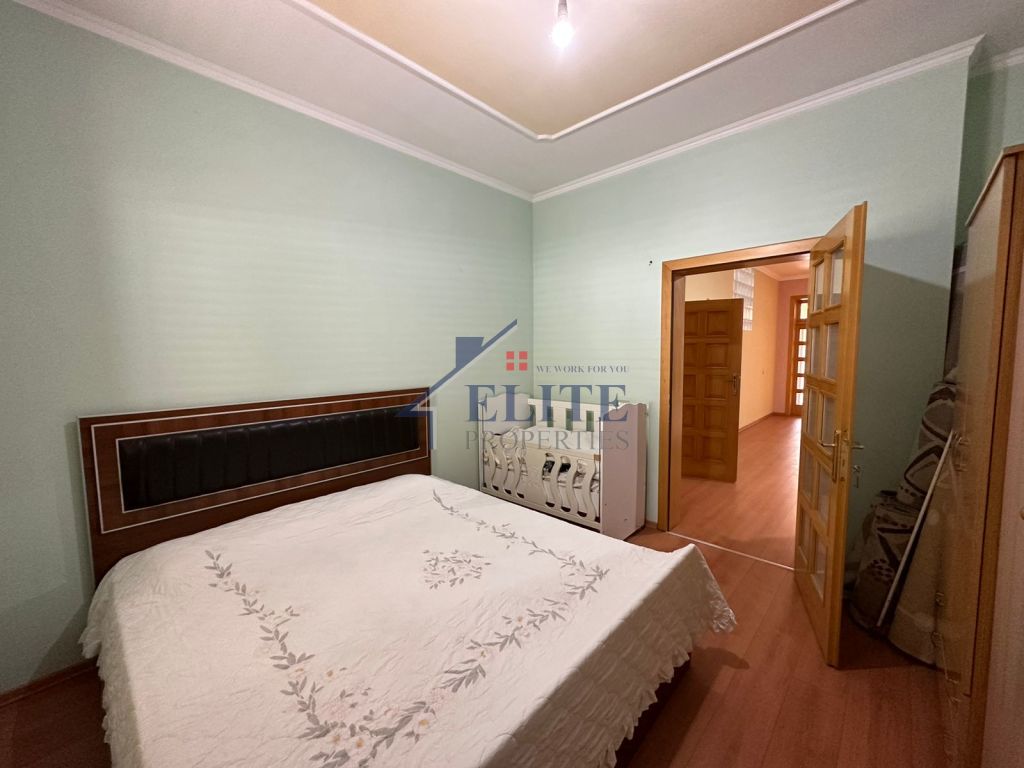 Kombinat, apartament 3+1 me qira