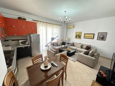 Don Bosko, apartament 1+1 me qira