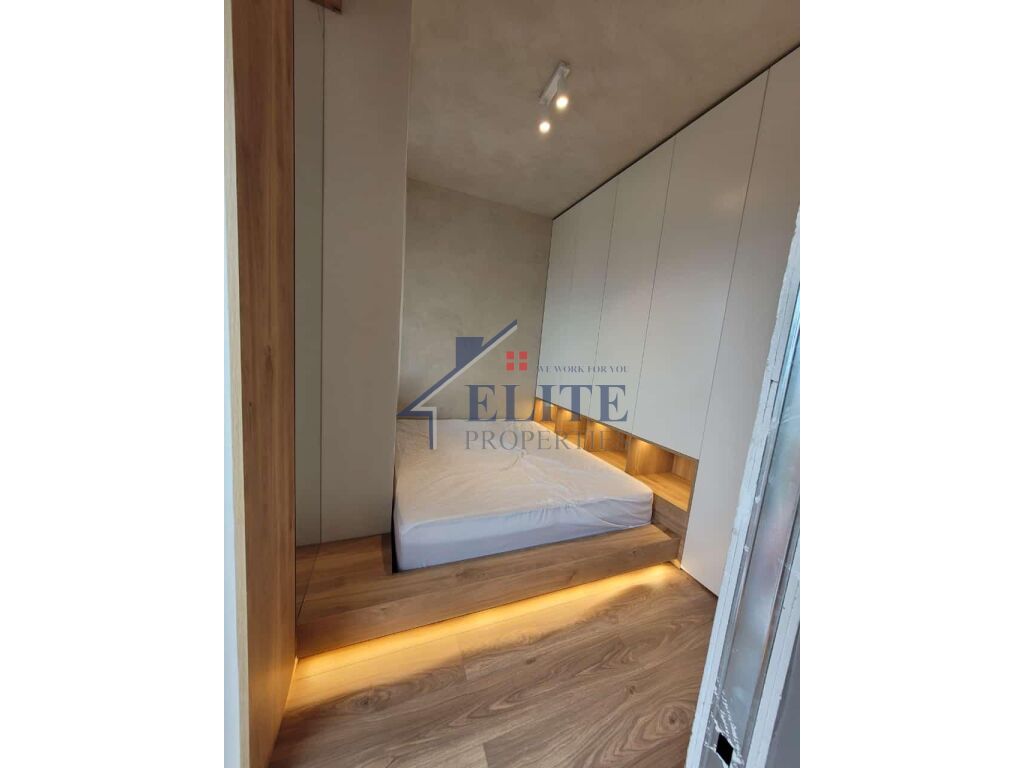 Astir, vicino al bar Artisti, appartamento con una camera da letto in affitto