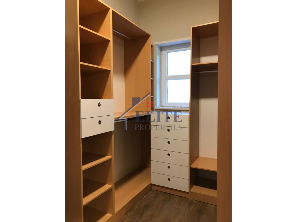 Rolling Hills , vilë me qira