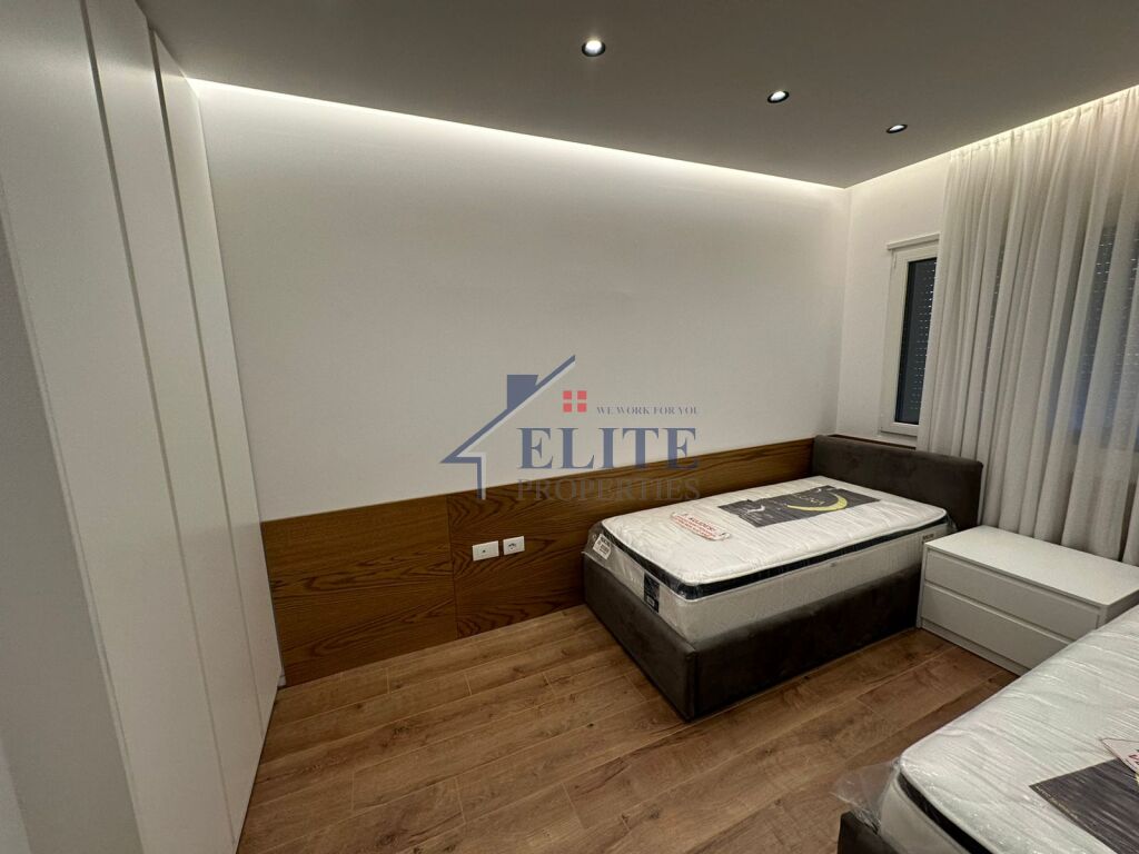 Giardino Botanico, appartamento con due camere da letto in affitto