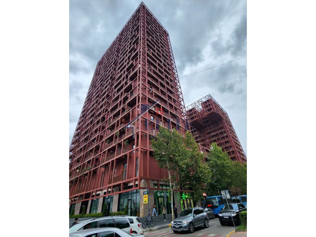 Tirana Garden Building, duplex në shitje