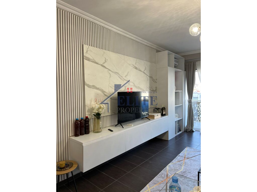 Ring Center, two bedroom apartment for rent