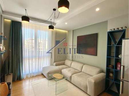 21 Dhjetori, apartament 1+1 me qira