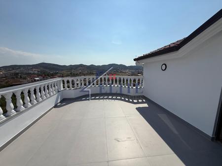 Sauk, 3-story villa for rent