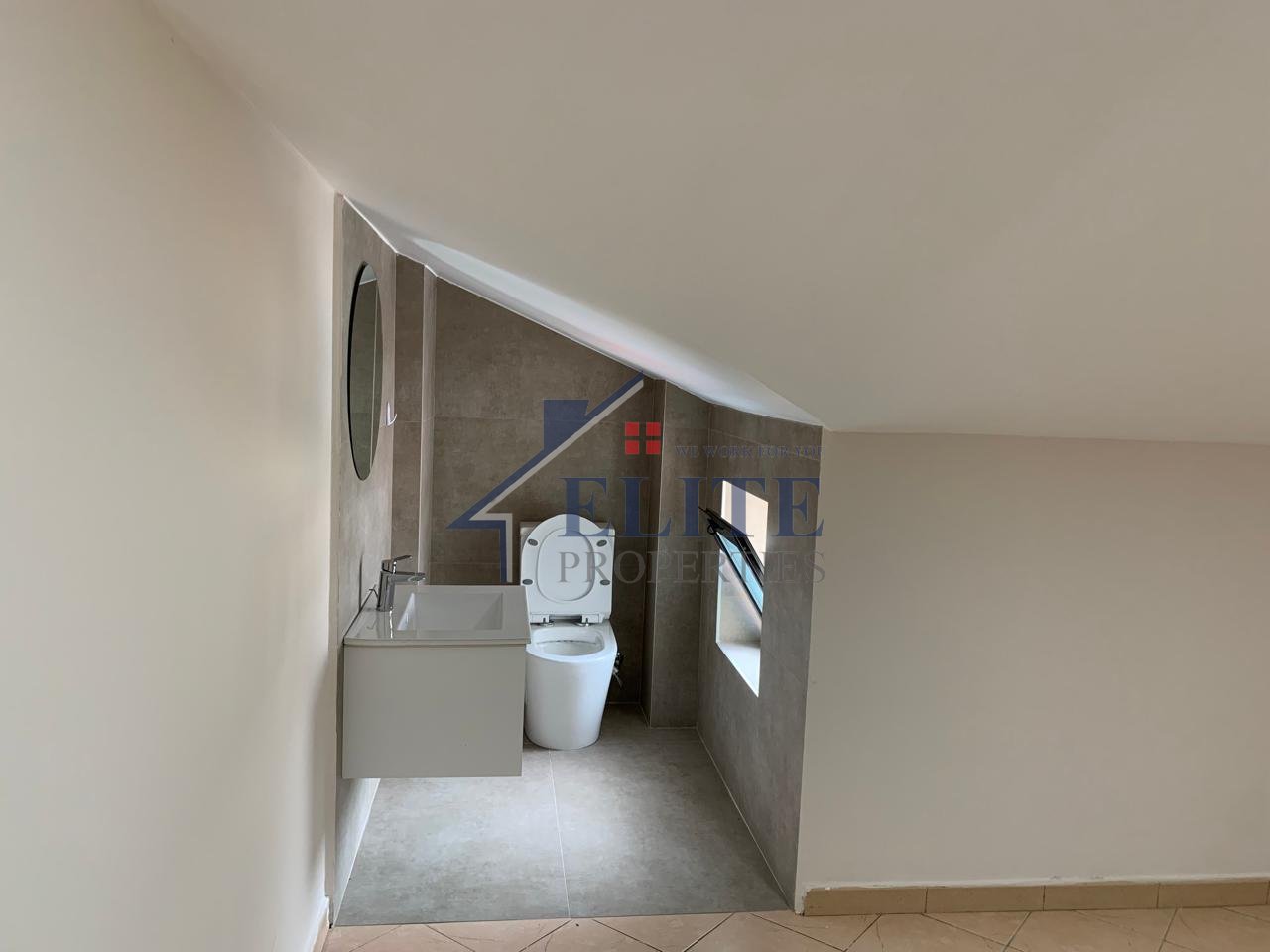 Sauk, 3-story villa for rent