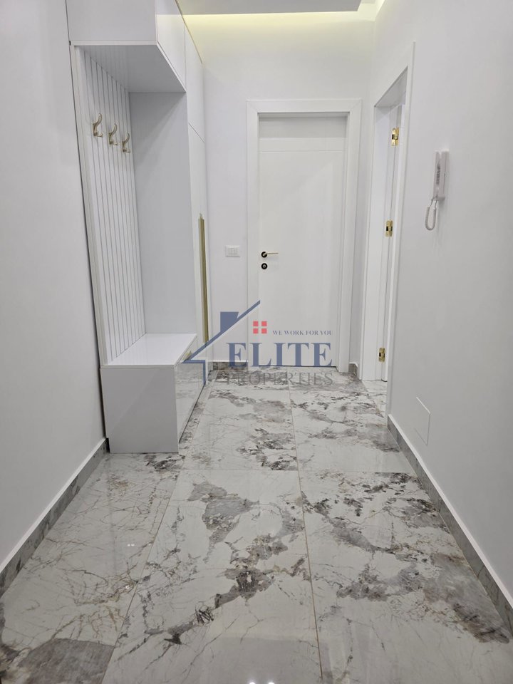 Paskuqan  - apartament 1+1 me qira