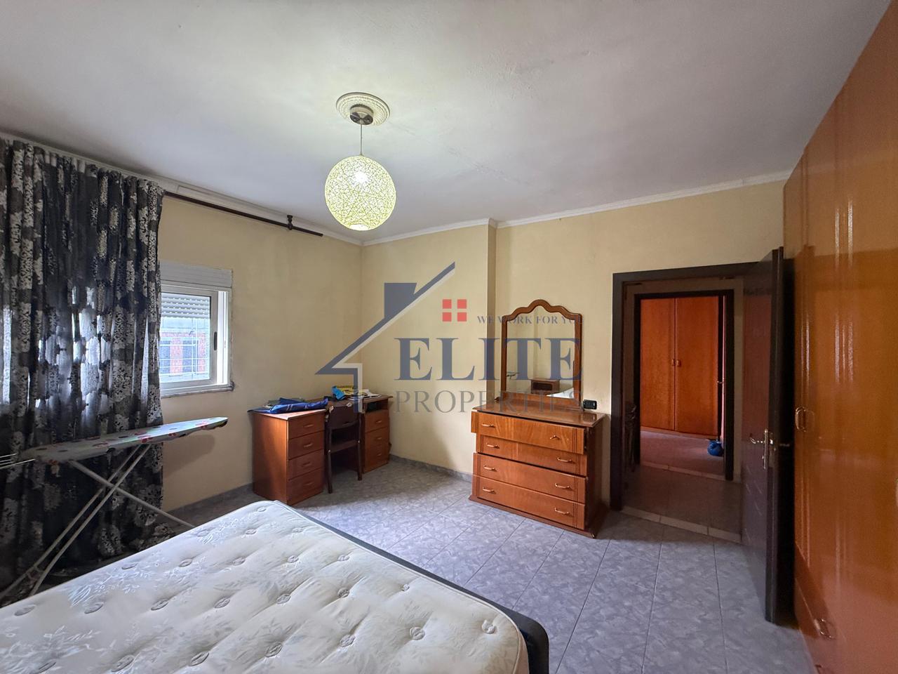 Komuna e Parisit, 2+1 apartment for rent