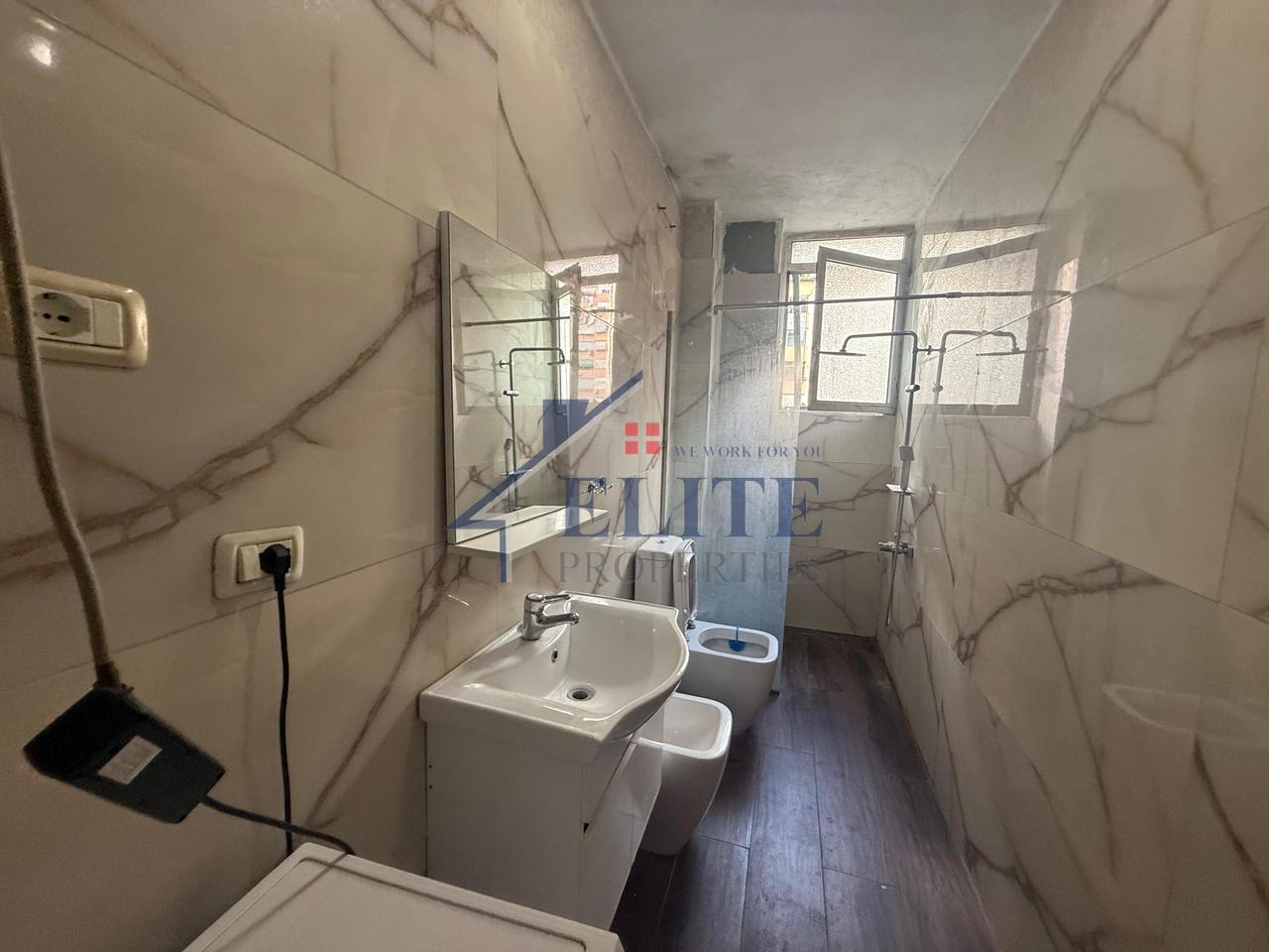 Komuna e Parisit, 2+1 apartment for rent