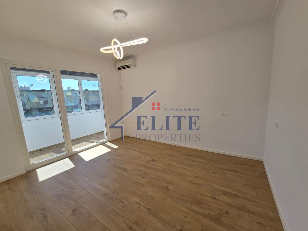 Rr. Bardhyl, apartament 2+1 në shitje