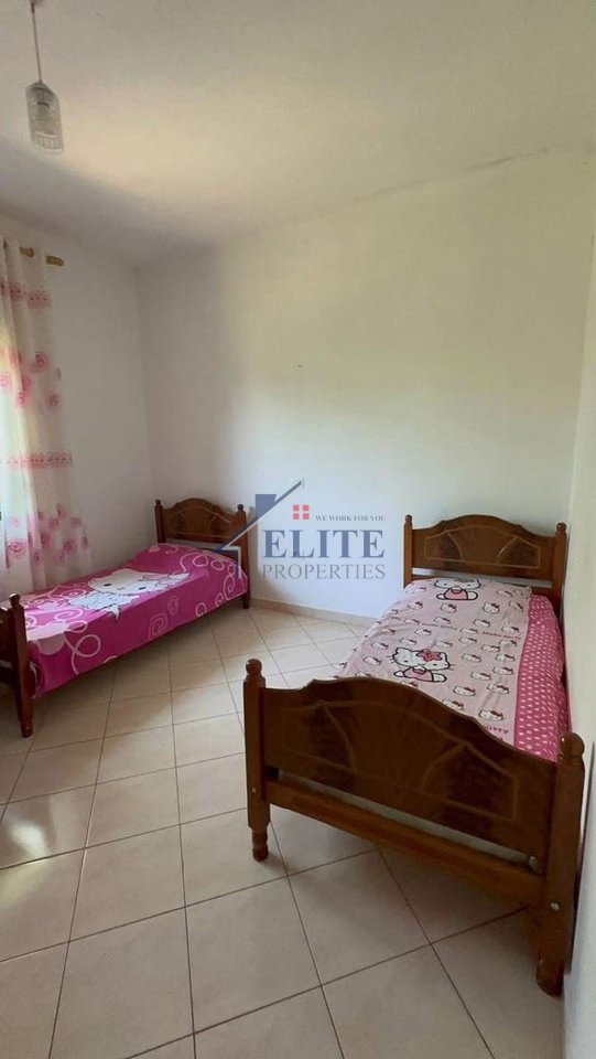 Xhafzotaj Shijak, shtëpi private në shitje