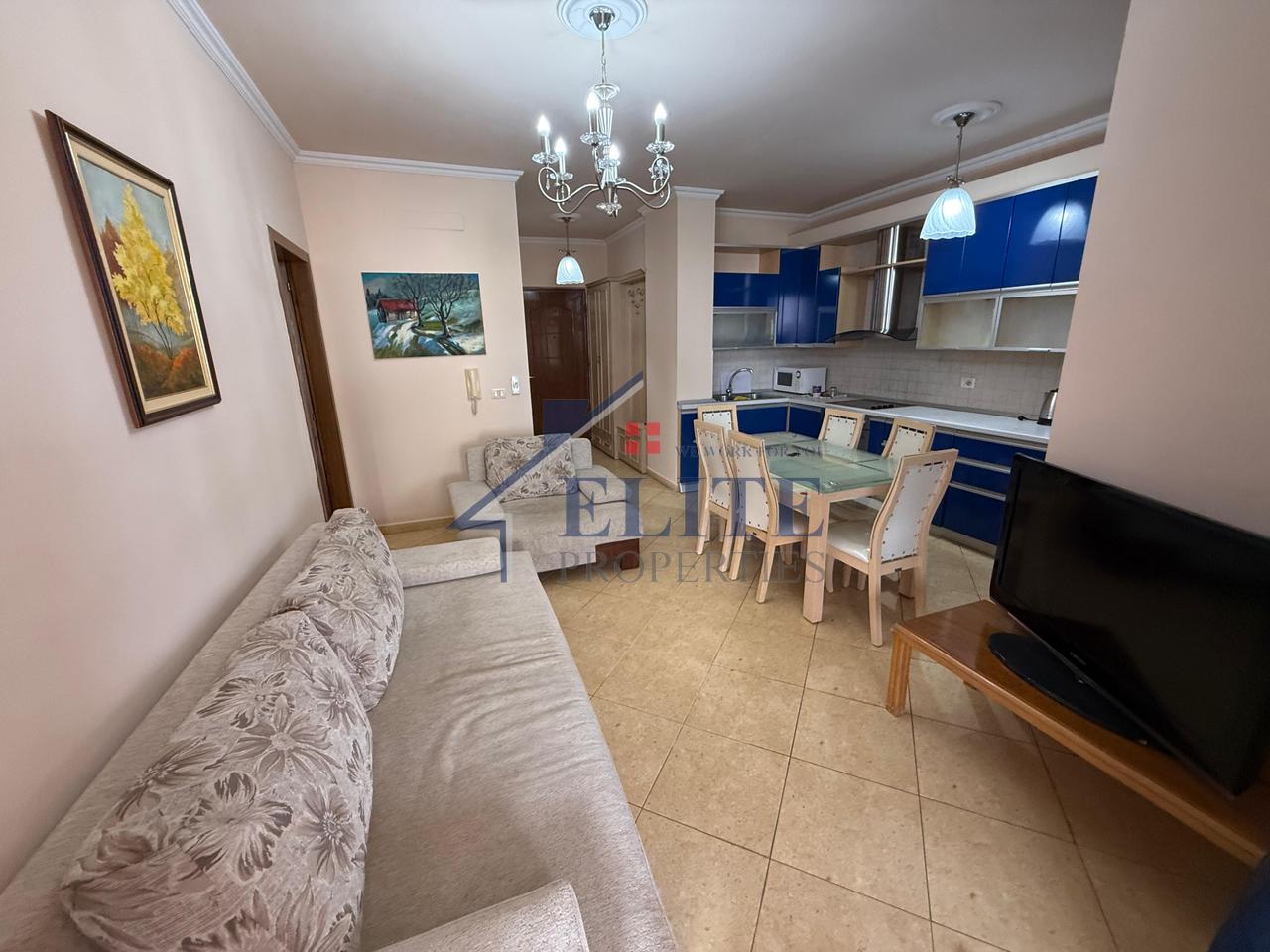 Red School, 1+1 apartment for rent