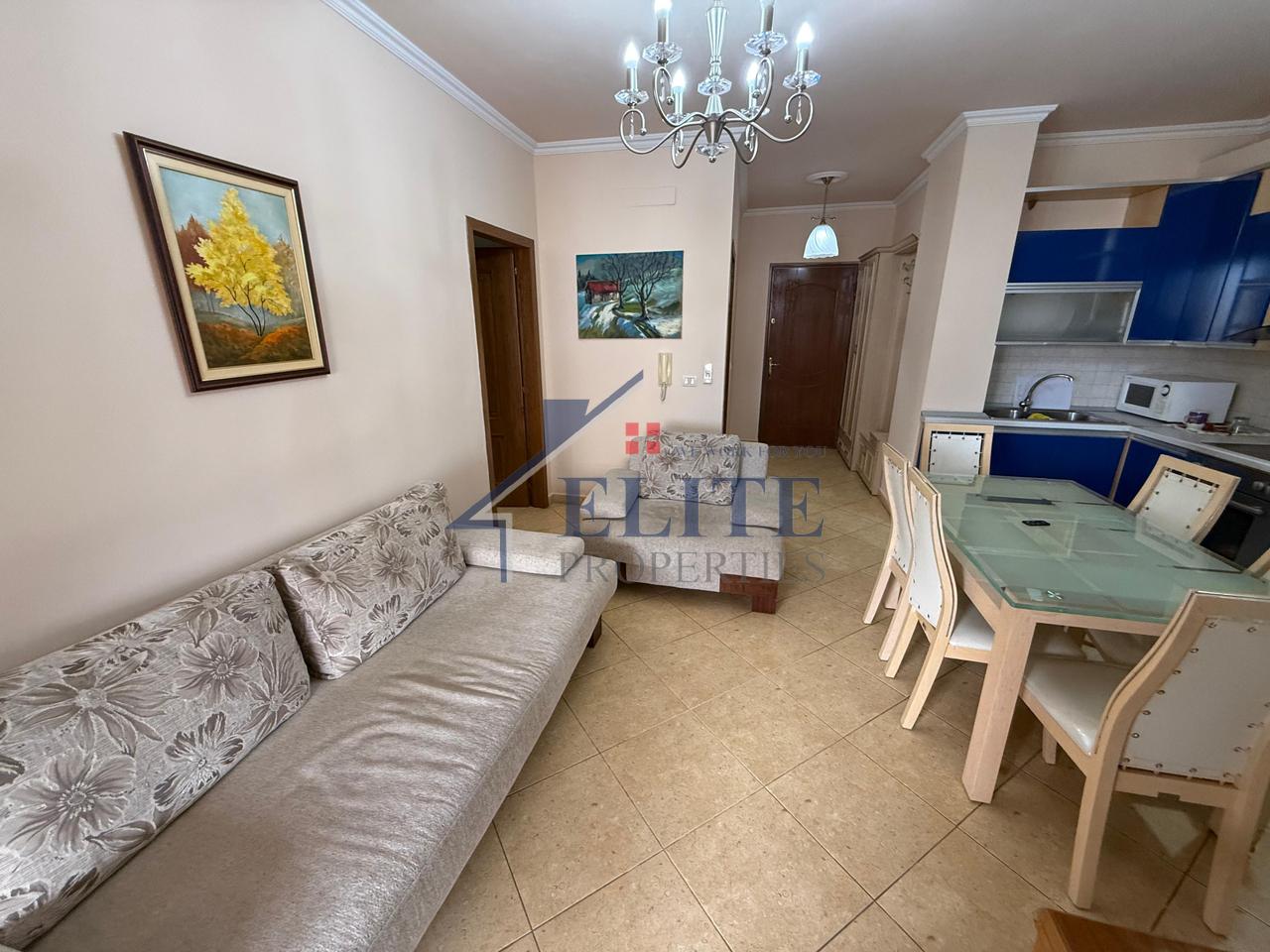 Red School, 1+1 apartment for rent