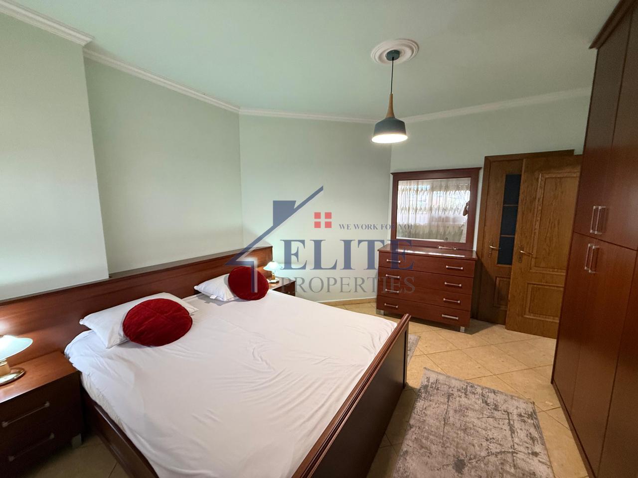 Red School, 1+1 apartment for rent